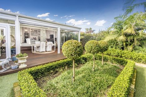 Photo of property in 6 Kapai Road, Devonport, Auckland, 0624