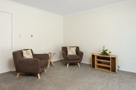 Photo of property in 8d Heath Street, Mount Maunganui, 3116
