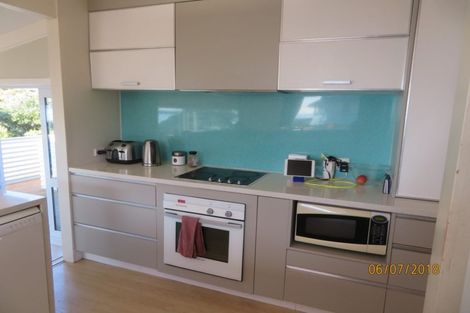 Photo of property in 25 View Road, Shelly Park, Auckland, 2014