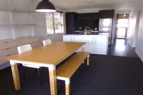 Photo of property in 9a-e Moulton Street, Moturoa, New Plymouth, 4310