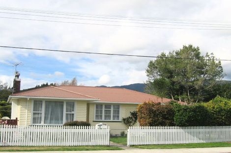 Photo of property in 26 Benge Crescent, Clouston Park, Upper Hutt, 5018