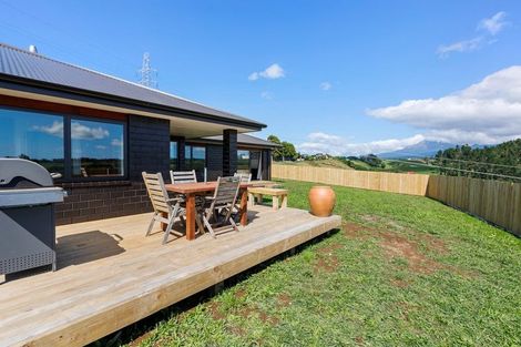 Photo of property in 592 Mangorei Road, Mangorei, New Plymouth, 4371