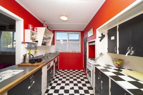 Photo of property in 25 Milmoe Street, Hawera, 4610