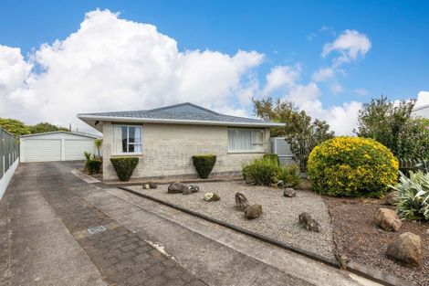 Photo of property in 10 Leon Place, Waitara, 4320