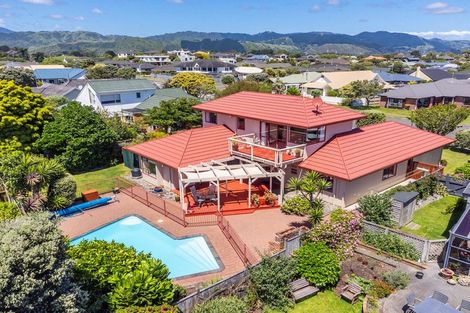 Photo of property in 303 Manly Street, Paraparaumu Beach, Paraparaumu, 5032