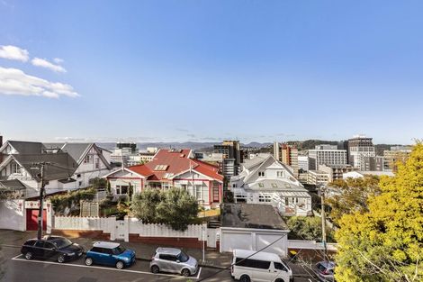 Photo of property in 18 Talavera Terrace, Kelburn, Wellington, 6012
