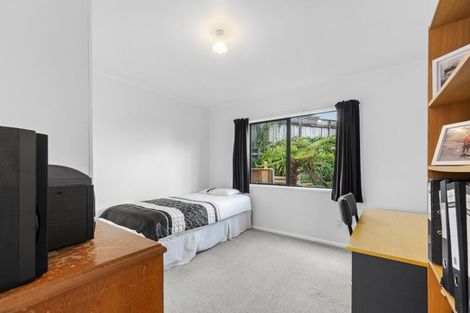 Photo of property in 17 Ballantrae Place, Highlands Park, New Plymouth, 4312