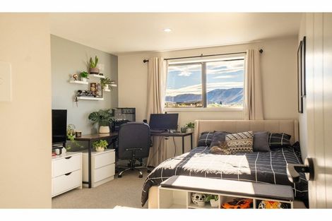 Photo of property in 1 Tussock Crescent, Twizel, 7901