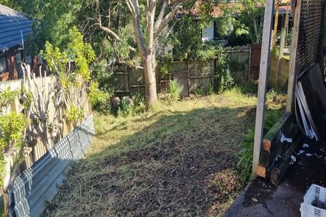 Photo of property in 96 Waimumu Road, Massey, Auckland, 0614