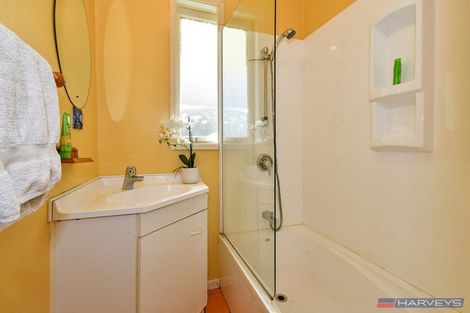 Photo of property in 76 Bays Road, Orere Point, Papakura, 2585