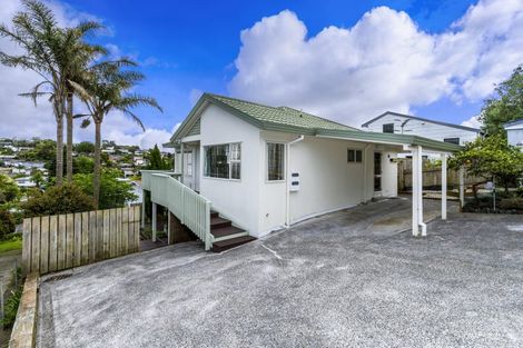 Photo of property in 2/70 Archers Road, Glenfield, Auckland, 0629