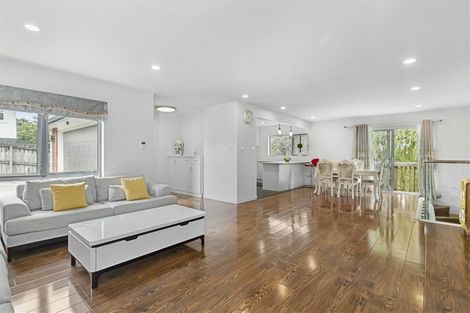 Photo of property in 77a Royal Road, Massey, Auckland, 0614