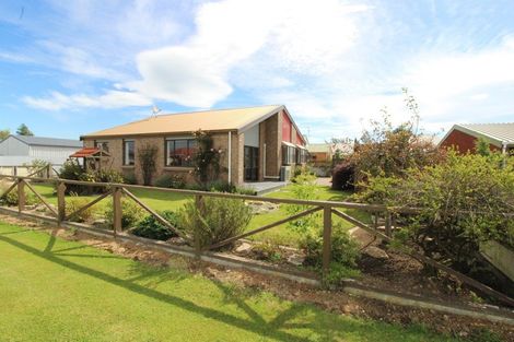 Photo of property in 68 Durham Street, Winton, 9720