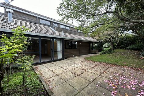 Photo of property in 17a Karetu Road, Greenlane, Auckland, 1051