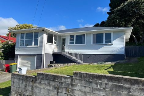 Photo of property in 146 Sievers Grove, Cannons Creek, Porirua, 5024