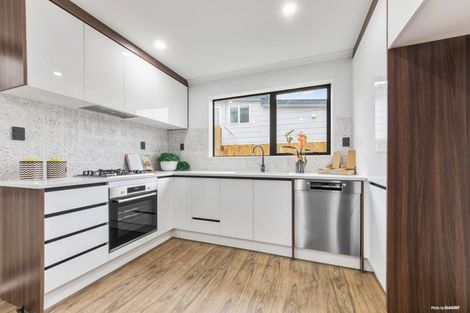 Photo of property in 2/50 Tiverton Road, Avondale, Auckland, 0600