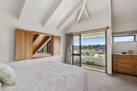 Photo of property in 2/85 Castor Bay Road, Castor Bay, Auckland, 0620