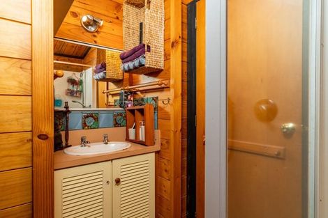 Photo of property in 28 Shoemaker Road, Waipu, 0510