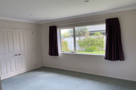 Photo of property in 18 Gilligan Close, College Estate, Whanganui, 4500