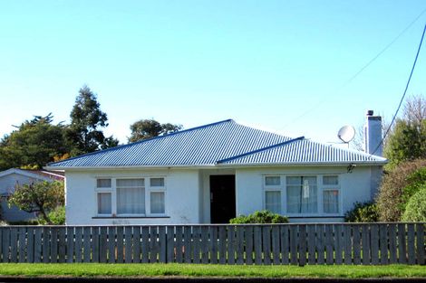 Photo of property in 24 Johnston Street, Featherston, 5710