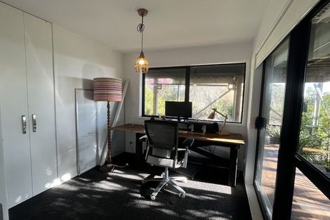 Photo of property in 2 Pohutukawa Avenue, Red Beach, 0932