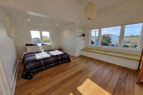 Photo of property in 11 Kauri Street, Eastbourne, Lower Hutt, 5013