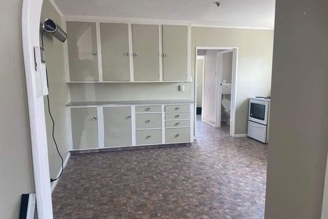 Photo of property in 16 Maude Street, Waimate, 7924