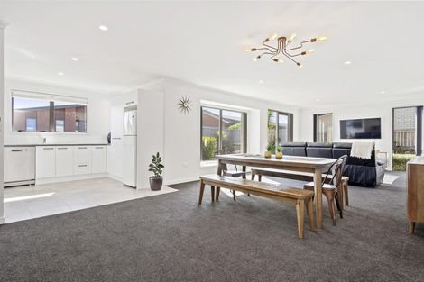 Photo of property in 38 Jarrett Terrace, Leamington, Cambridge, 3432