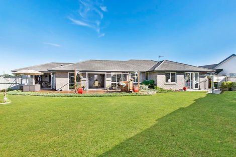 Photo of property in 6 Searle Drive, Patumahoe, Pukekohe, 2679