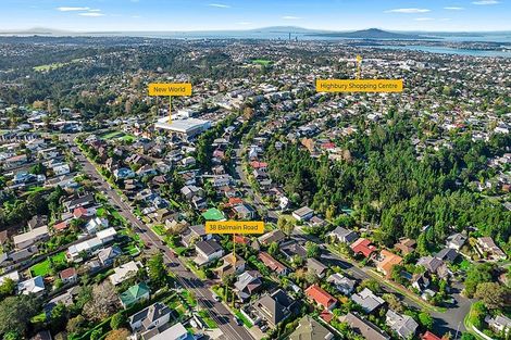 Photo of property in 38 Balmain Road, Chatswood, Auckland, 0626