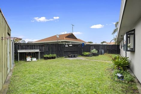 Photo of property in 49 Kane Road, Papamoa Beach, Papamoa, 3118