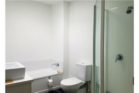 Photo of property in 4/62 Burke Street, Addington, Christchurch, 8024