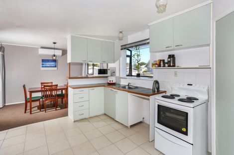 Photo of property in 5 Evans Place, Papakura, 2110