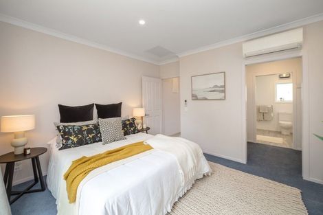 Photo of property in 8 Mahupuku Street, Greytown, 5712