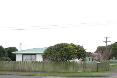 Photo of property in 43 Princes Street, Fitzroy, New Plymouth, 4312