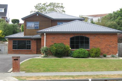 Photo of property in 8 Morepork Close, Brown Owl, Upper Hutt, 5018