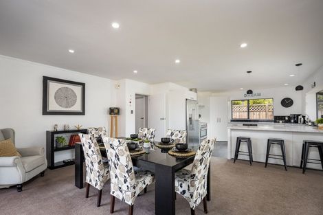 Photo of property in 68 Branch Road, Highlands Park, New Plymouth, 4312