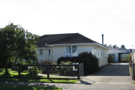Photo of property in 48 Holland Crescent, Bulls, 4818
