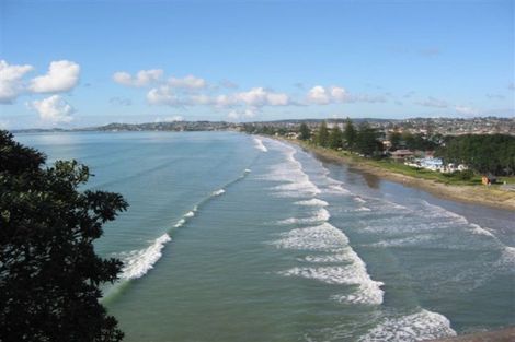 Photo of property in 2/26 Hatton Road, Orewa, 0931