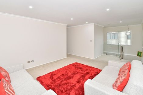 Photo of property in 27b Gifford Road, Papatoetoe, Auckland, 2025