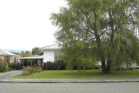 Photo of property in 4 Opie Street, Waimate, 7924