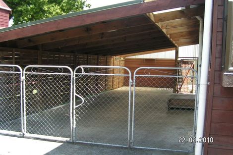 Photo of property in 2/54 Swanson Road, Henderson, Auckland, 0610