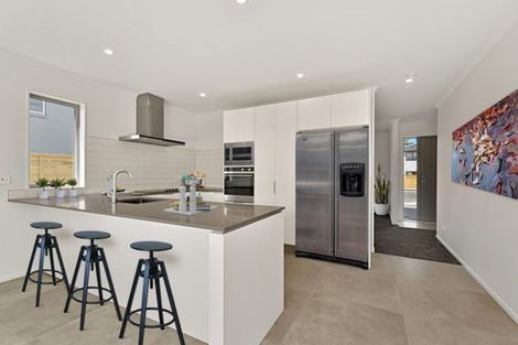 Photo of property in 47 Mettam Drive, Swanson, Auckland, 0614