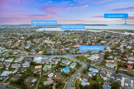 Photo of property in 2/2 Crosby Road, West Harbour, Auckland, 0618