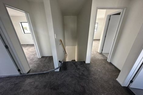 Photo of property in 6 Nagra Lane, Papakura, 2110