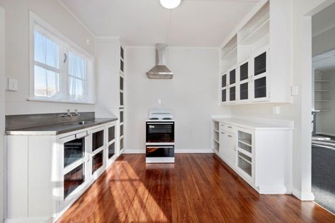 Photo of property in 18 Wallace Crescent, Glenholme, Rotorua, 3010