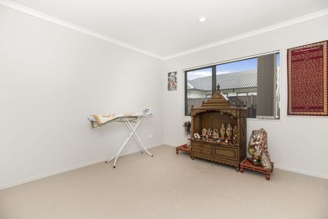 Photo of property in 10 Creda Road, Wattle Downs, Auckland, 2103