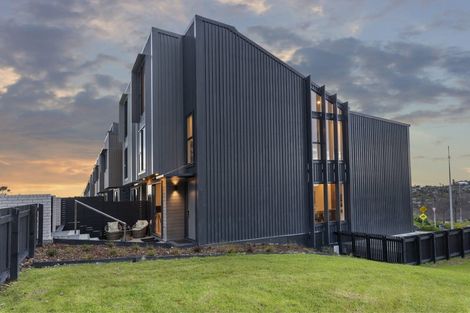 Photo of property in 85 Bearing Parade, Long Bay, Auckland, 0630