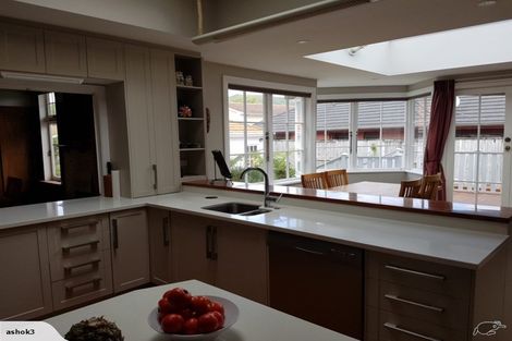 Photo of property in 62 Kings Crescent, Hutt Central, Lower Hutt, 5010