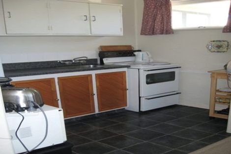 Photo of property in 23 Hillary Crescent, Maraenui, Napier, 4110